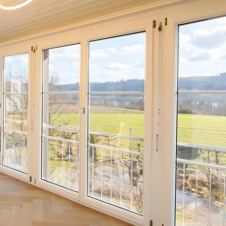 Seehaus Beija-flor - Bodensee-radweg & -badeufer بيت للعطل أونينغين